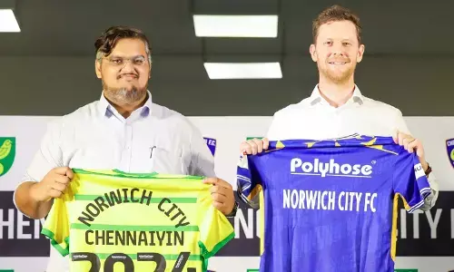 Ekansh Gupta, vice president of Chennaiyin FC (left) and Sam Jeffery, commercial director of Norwich City pose during the partnership announcement. PC: Chennaiyin FC