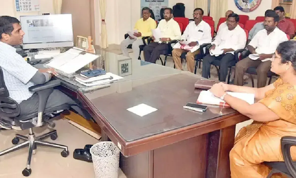 Nellore: ‘Extend support for smooth conduct of elections’