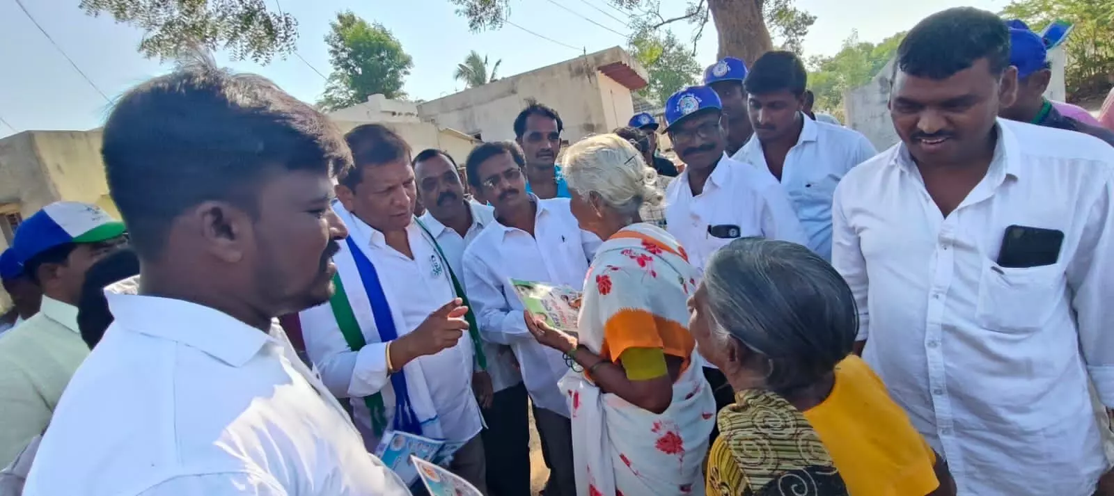 Hindupur YSRCP candidate TN Deepika campaigns in Kallur