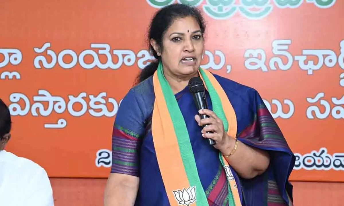 Purandeswari urges people to vote for NDA candidates for change of governance