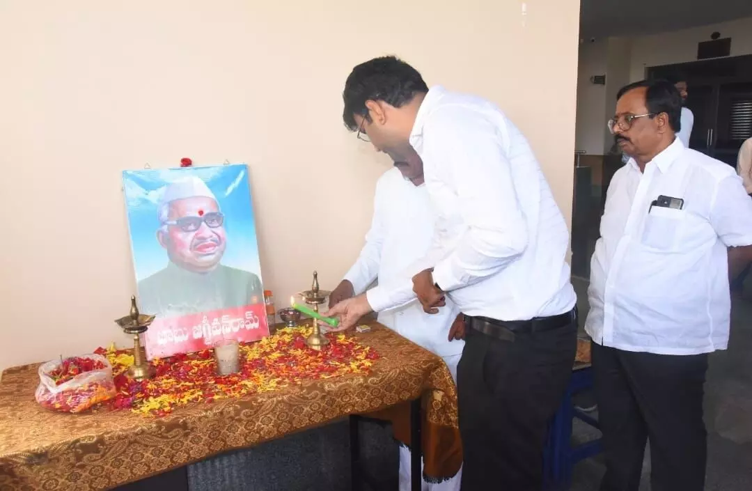 DC BM Santosh paid tributes to Babu Jagjivan Ram