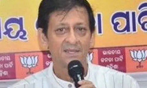 Naveen reads out Odia using Roman script: Sidhant