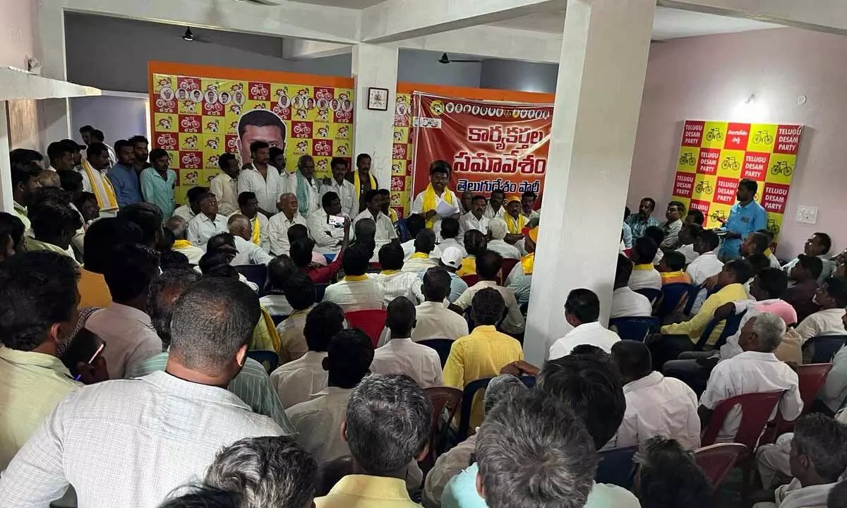 Madakasira constituency candidate Sunil Kumar holds meeting with TDP leaders