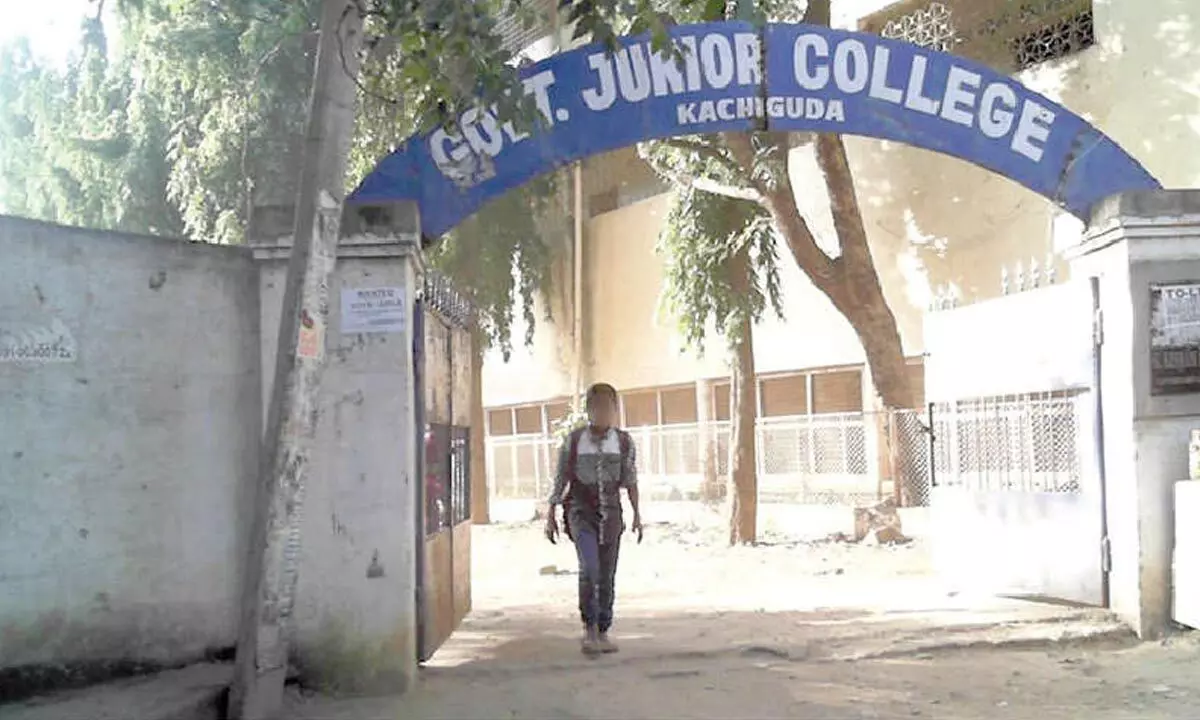 Govt junior colleges in State face uncertainty as strength dwindles