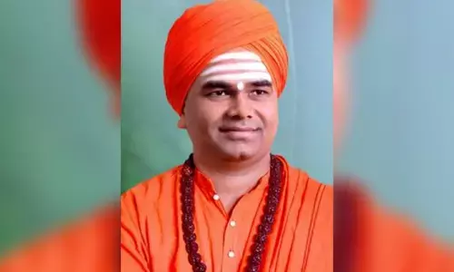 Lingayat seer to contest against Prahlad Joshi from Dharwad in Karnataka