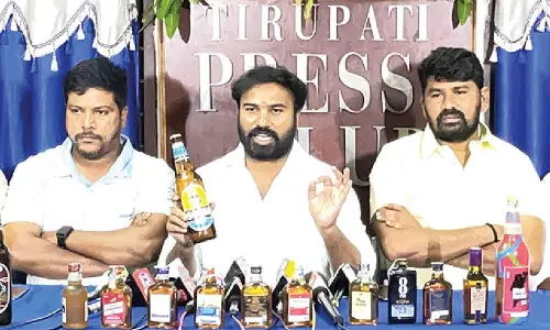 Telugu Yuvatha state general secretary A Ravi Naidu speaking to the media in Tirupati on Tuesday. Party leaders Krishna Yadav, Karanam Sandeep and others are seen.