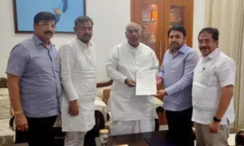 Congress still sore at Shiv Sena (UBT) over Sangli, seeks a rethink