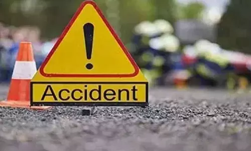 Two dead in a car and bike collision in Anantapur district