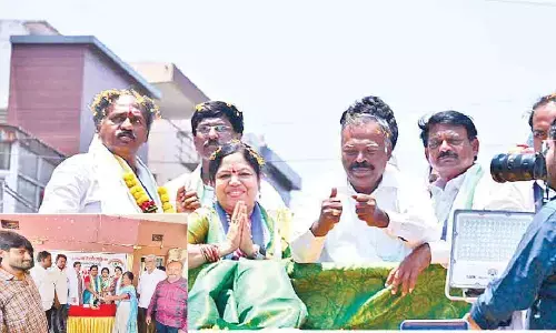 Visakhapatnam: Jhansi’s road show and Anand Kumar’s eye camp receive encouraging response