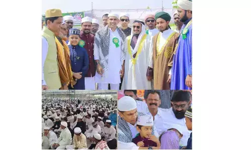 Grand Eid prayers in the district center
