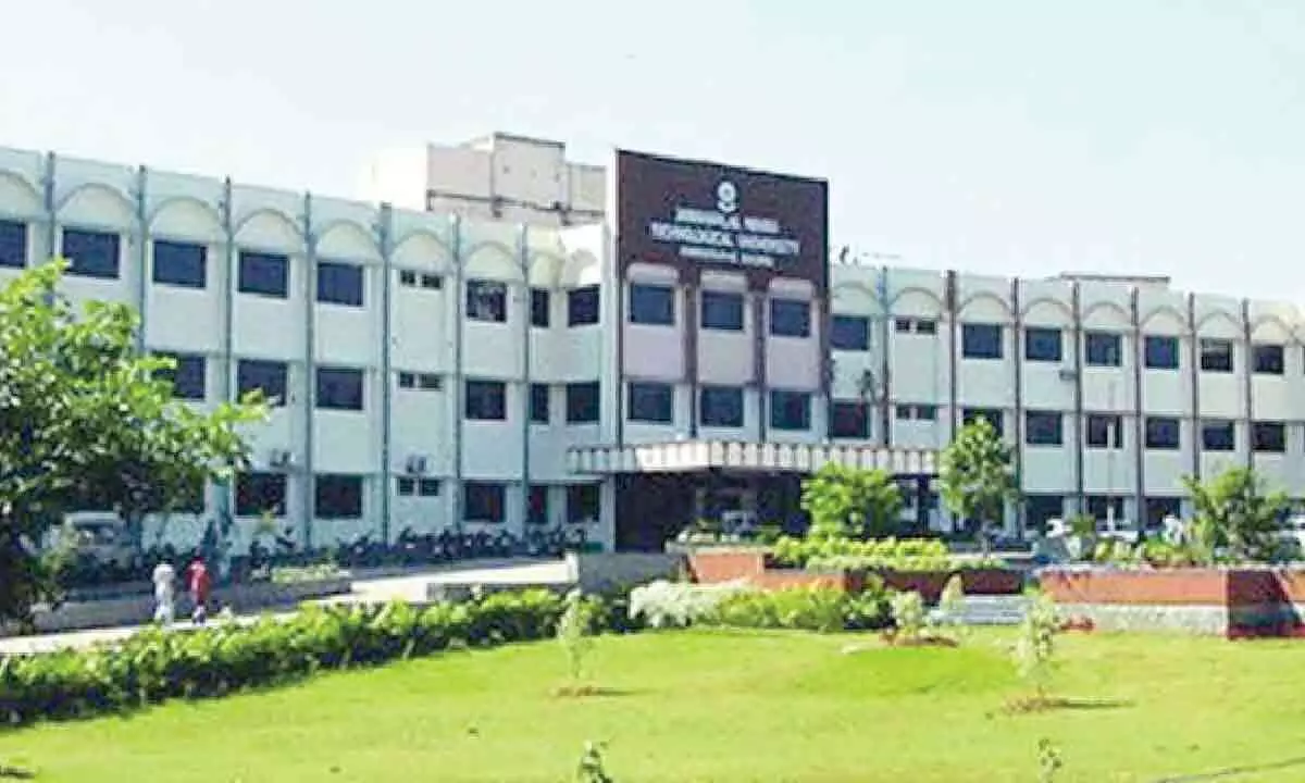 Hyderabad: Pvt engineering colleges faculty cry foul over FFC postponement