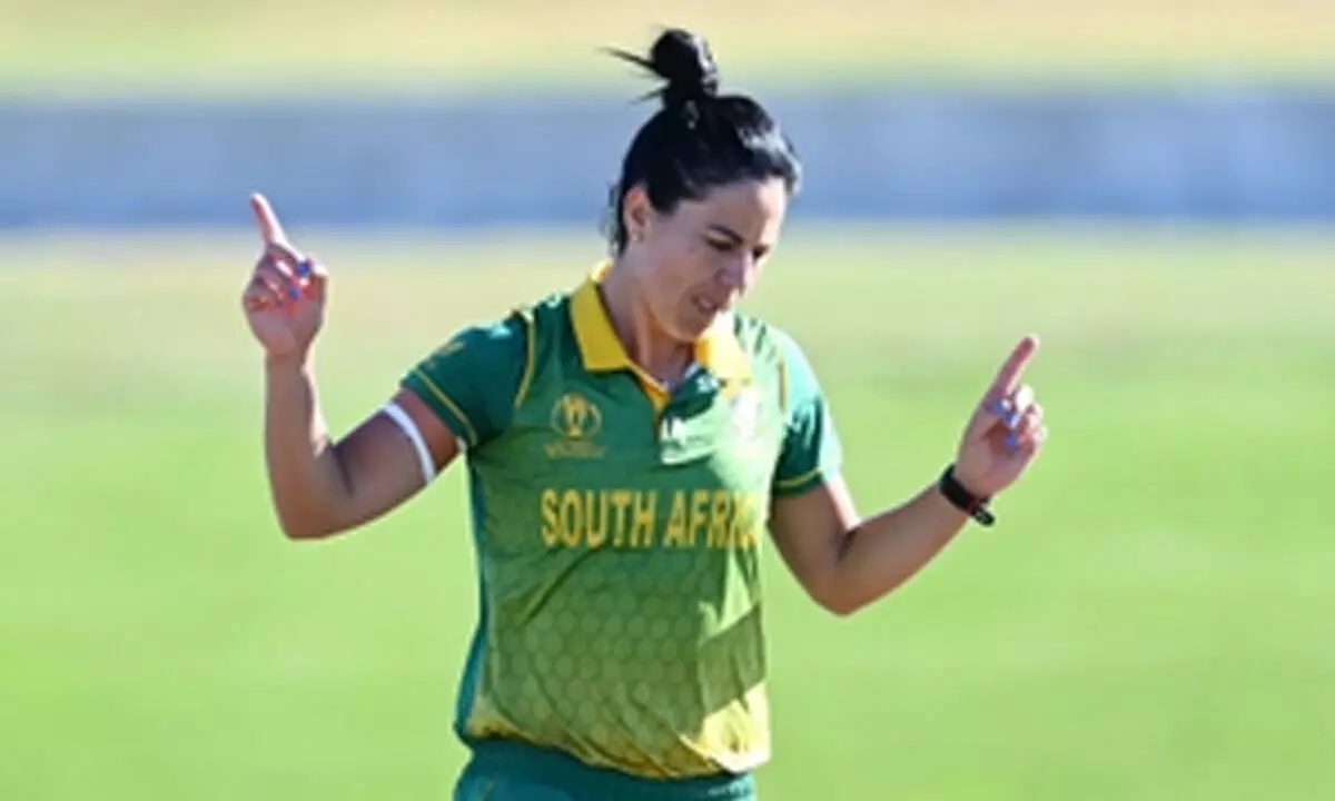 South Africas Kapp reprimanded for swearing during ODI; second breach of ICC code in a week
