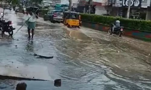 Heavy rain with gusty winds in Nagar-Kurnool district..Woman dies after being struck by lightning