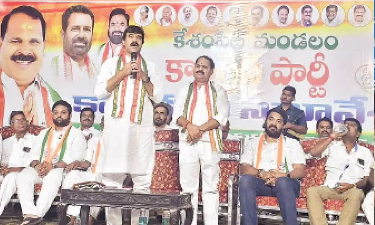 Congress rallies support for Vamsi’s victory in Keshampet mandal