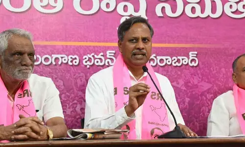 BRS demands bonus of Rs 500 to farmers