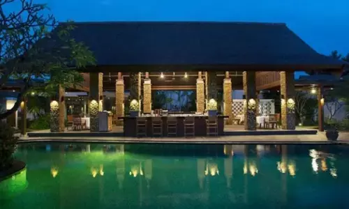 Bali Bliss: Serene Escapes, Cultural Riches, Tropical Adventures Await You!
