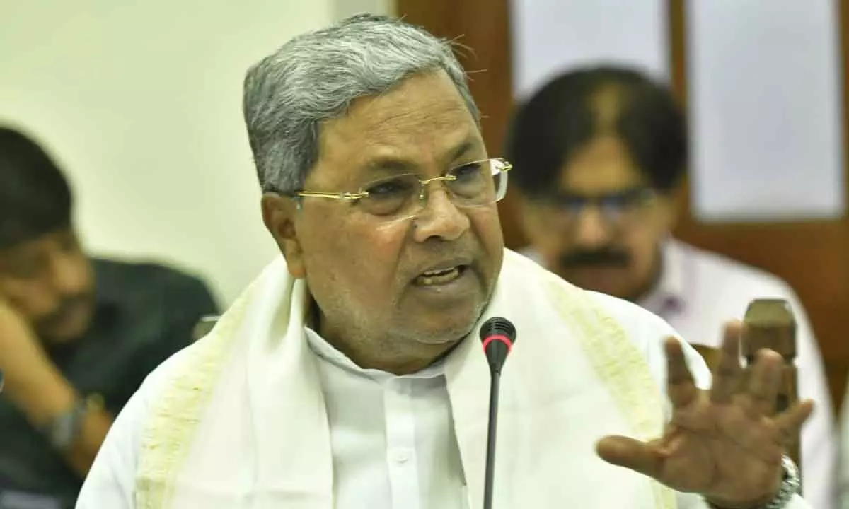 Maha CM should save his state first: Siddaramaiah