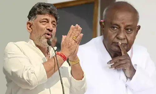 Family tussle for political supremacy comes to forefront