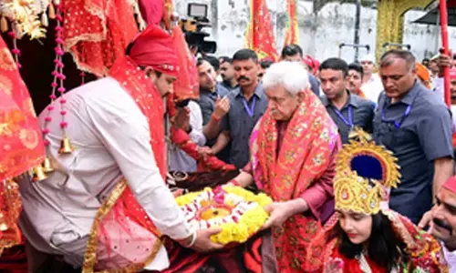 J&K L-G flags off Mata Vaishno Devi Pracheen Marg Yatra