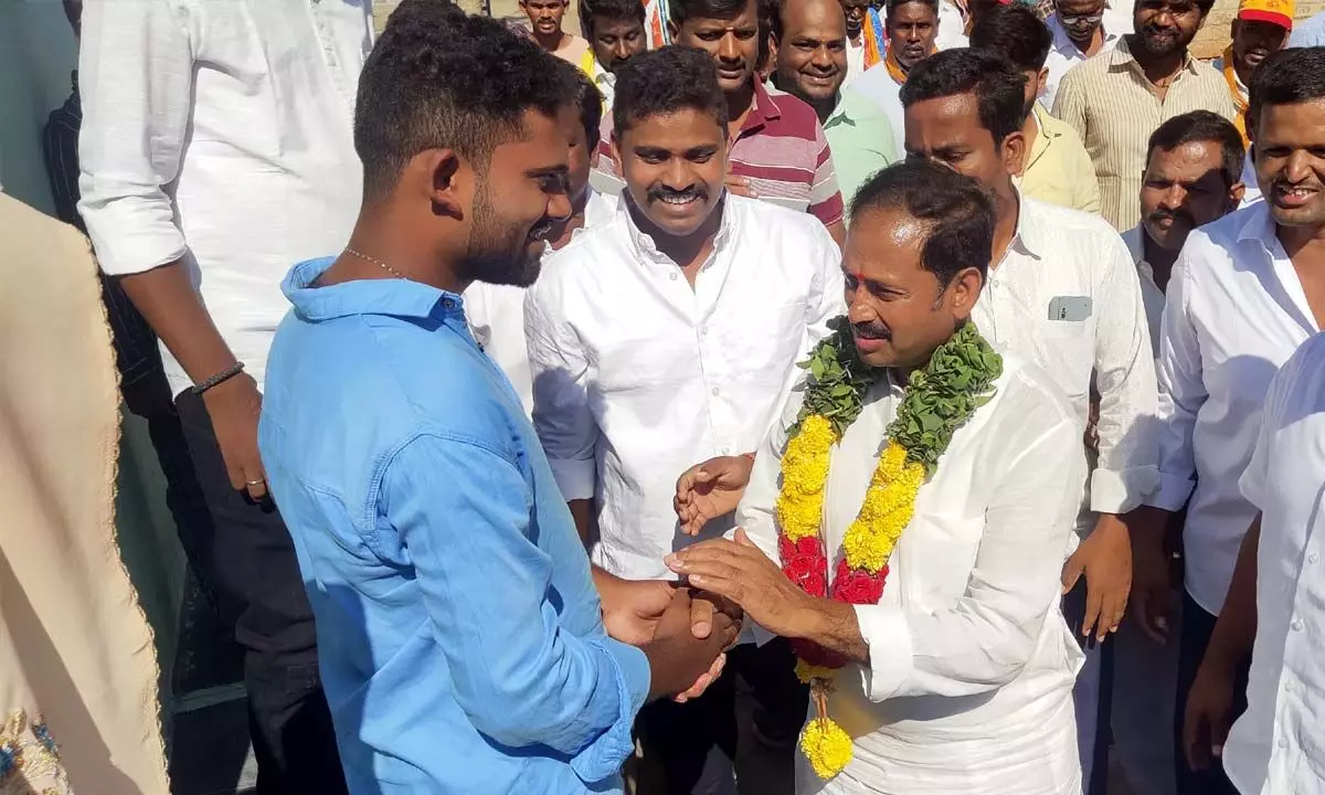 Kandikunta Venkata Prasad Campaigning for Victory of TDP in Kadiri Constituency