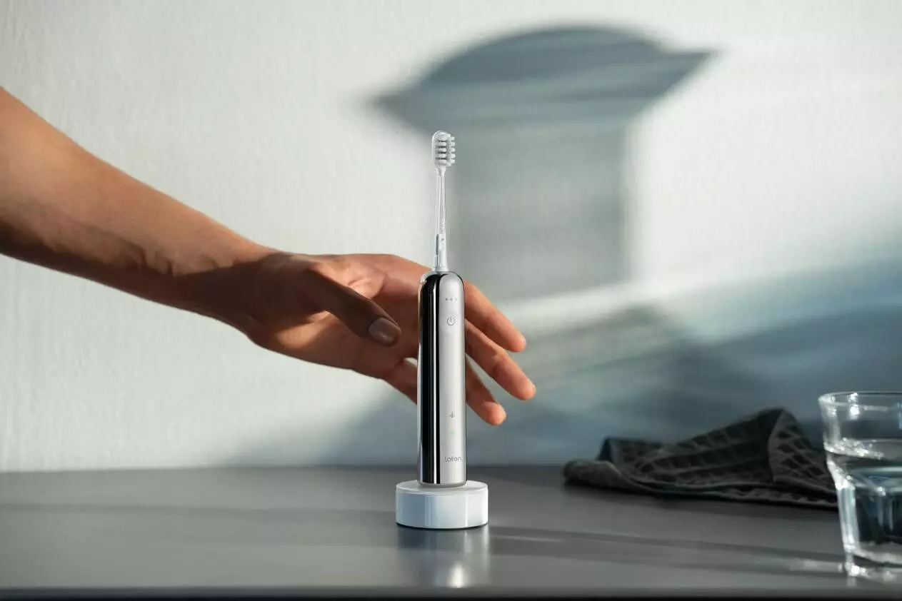 See the superiority of the Laifen Wave sonic oscillating toothbrush: a marketing game changer