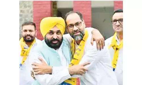 Jalandhar: Ex- Akali MLA Tinu joins AAP