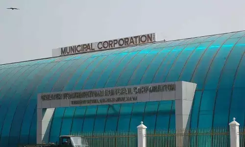 Visakhapatnam: Three community organisers suspended