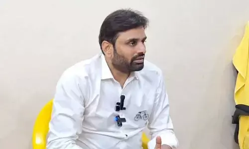 Putta Mahesh Yadav invites new joiners into the party in Eluru