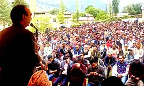Omar Abdullah only a tourist in J&K, says Ghulam Nabi Azad