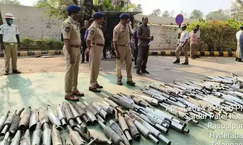 Ah! Noisy bikers zoom across Hyd with modified silencers