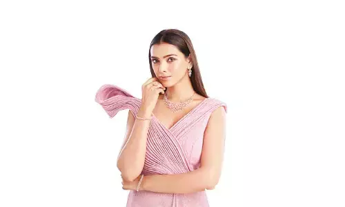 Styling diamonds for versatility from corporate look to evening soiree