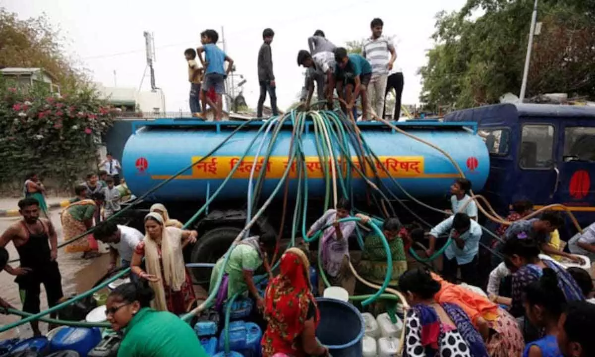 Water Supply Dispute Sparks Verbal Clash Between Delhi Officials
