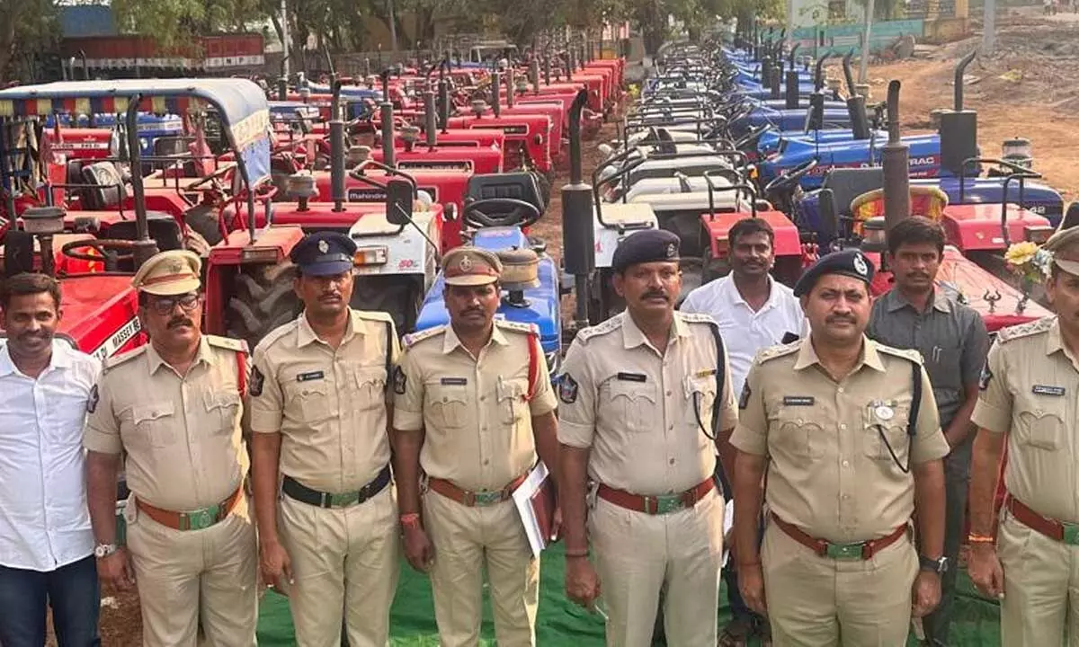 3 held for cheating farmers, 57 tractors recovered worth of 4.56 crores