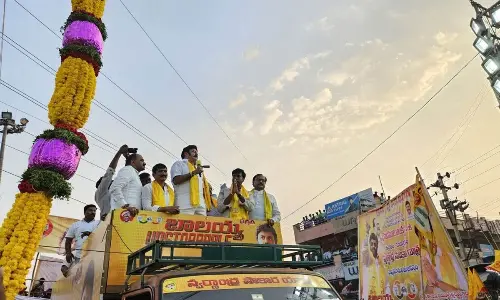 TDP Hindupur MLA N Balakrishna addressing a public meeting as part of Swarnandhra Saakara Yatra at Yemmiganur on Tuesday