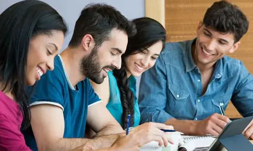 Unlock career advancement opportunities with an online master’s program in AI