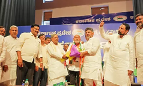 LS polls: Denied ticket, sitting BJP MP Sanganna Karadi joins Congress