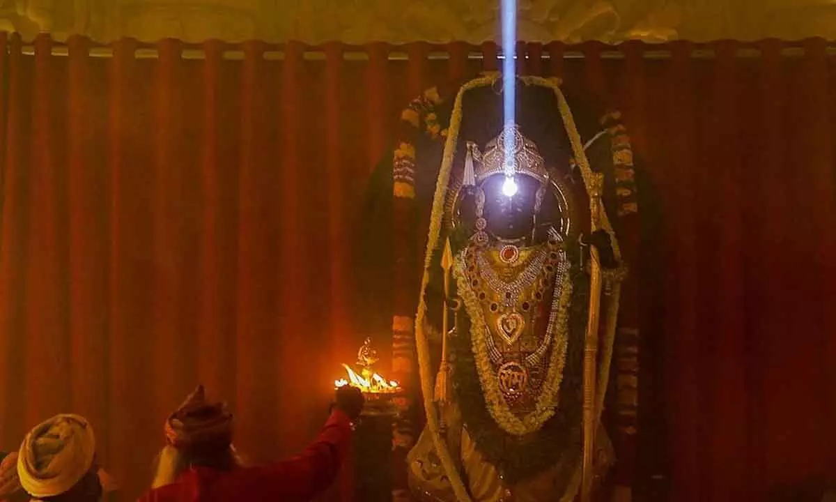 Surya Tilak Illuminates Ram Lalla