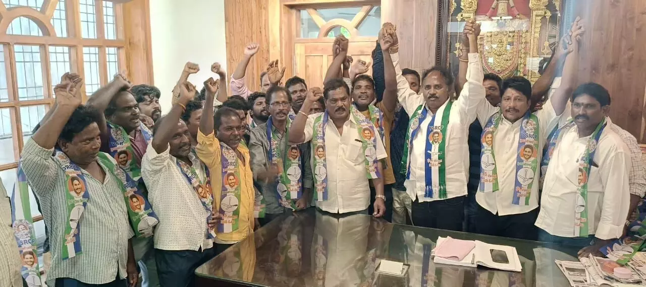 Fishermen in Ward 30 Join YCP, Receive Support from MLA Candidate Ganesh Kumar