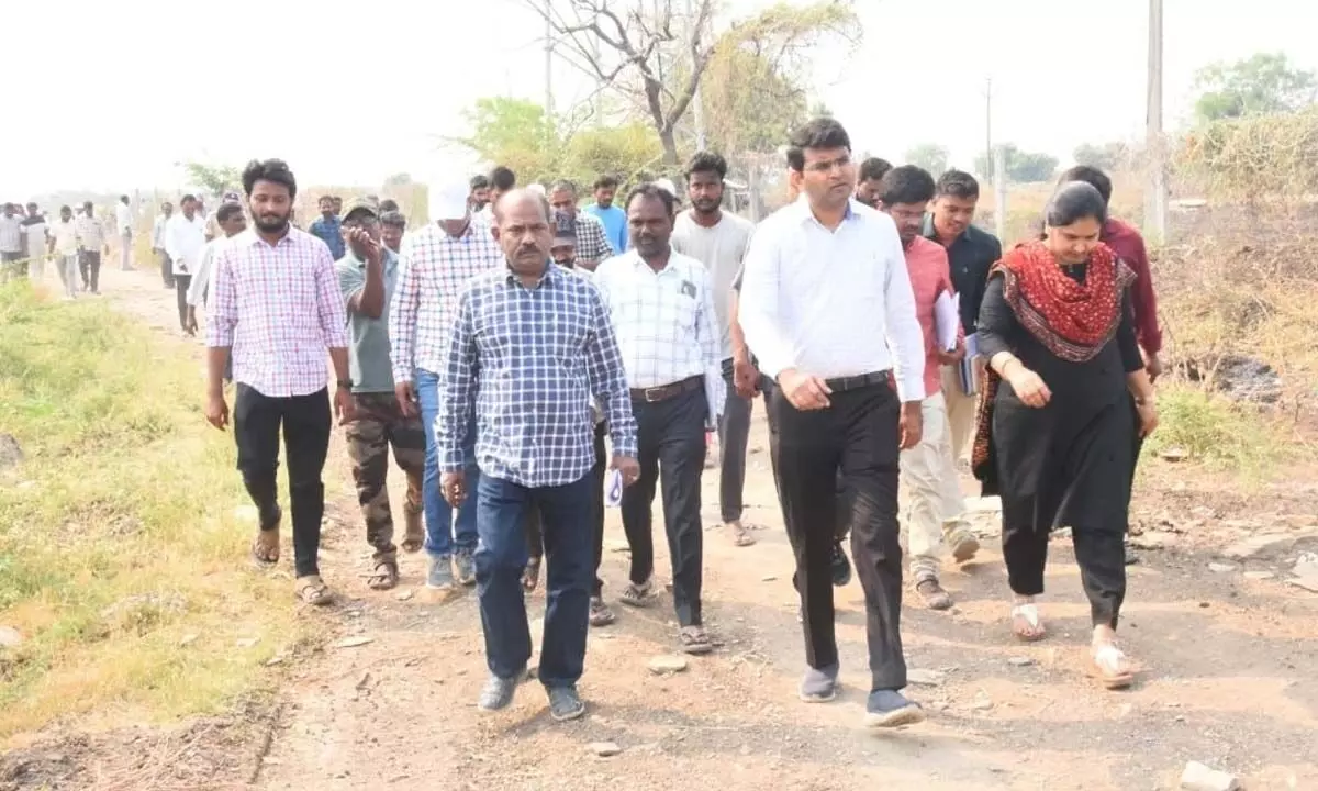 DC BM Santhosh Visits Alampur to inspect water supply