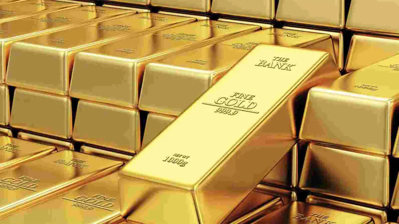 Gold rates in Delhi slashes, check the rates on 19 April 2024