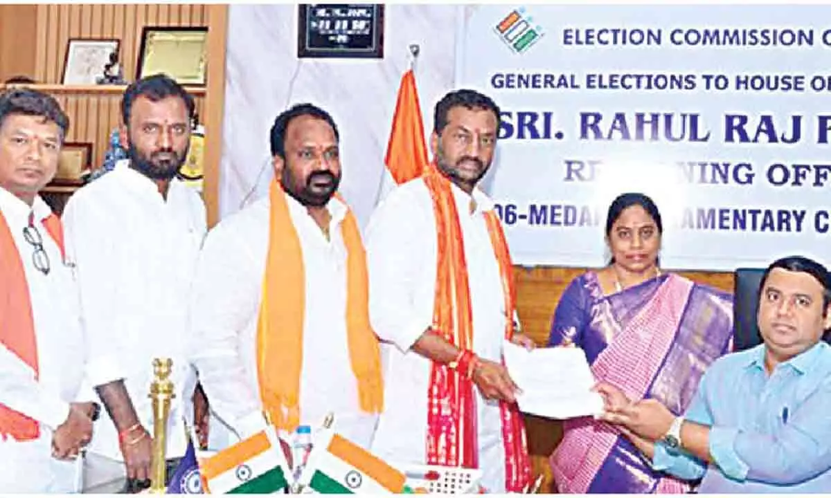 Hyderabad: Eatala, Raghunandan, DK Aruna file nomination papers