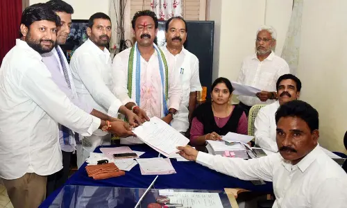 39 candidates file papers on Day 1