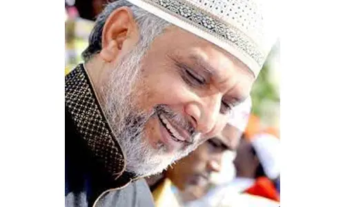 YSRCP state secretary Afzal Khan joins in Congress, creates stir in Kadapa