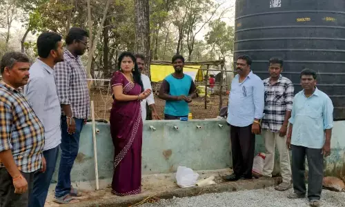 Deputy Executive Engineer Hemalatha supervised the water accommodation arrangements at the Saleswaram Jatara