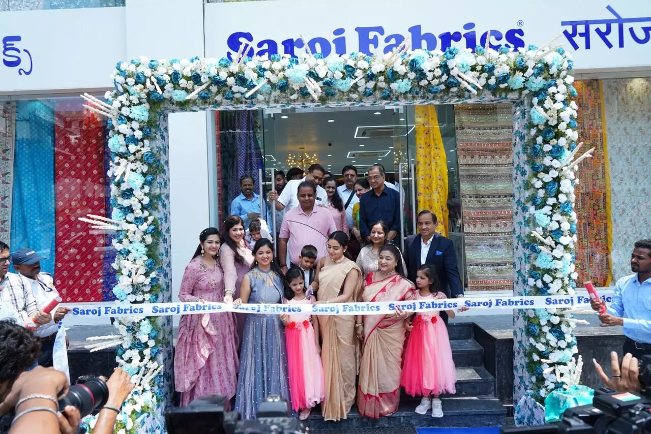 Mumbai’s Famous Saroj Fabrics Launch at Banjara Hills