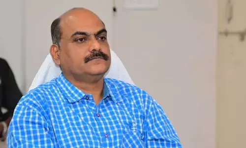 Civil Supply Principal Secretary D.S Chauhan held a review meeting on the purchase of rice grain