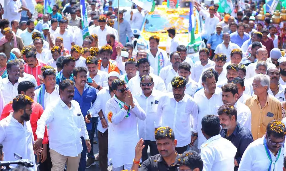 Velampally Srinivasa Raos Nomination Rally Draws Huge Crowd in Vijayawada