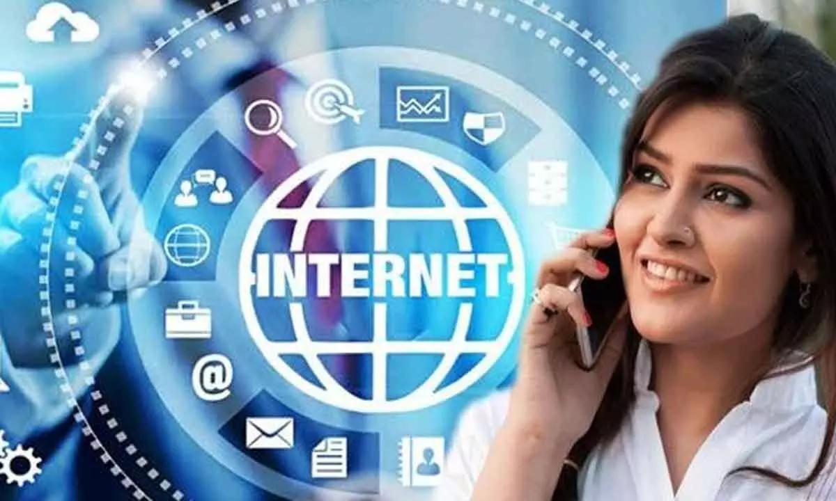 Internet subscribers touch 936 mn in India