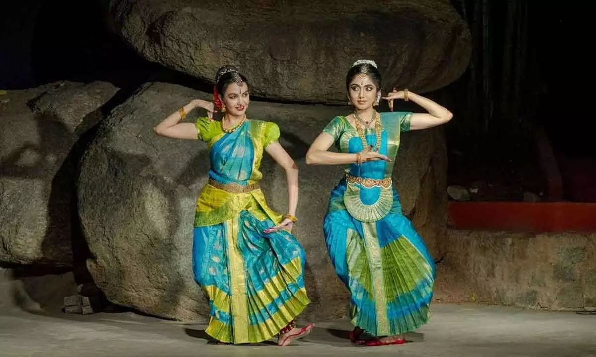 Exploring contrasts in classical dance