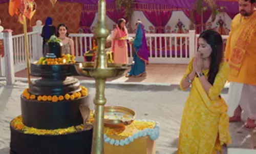 Swati Sharma completed 60 parikramas around Shivling to get scene right